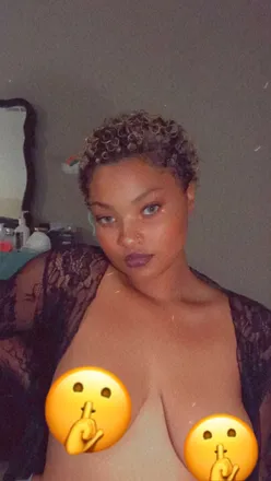 OnlyFans cuenta sunset_larouxxx header 2