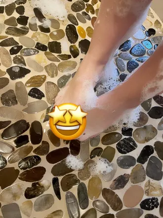 OnlyFans cuenta sweeniefeet header 2