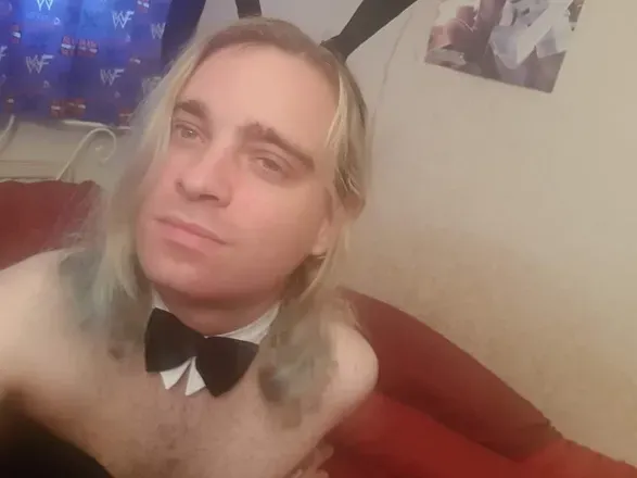 OnlyFans cuenta waifulover69 avatar 1