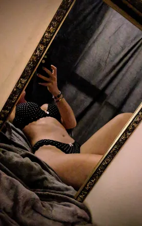 OnlyFans cuenta leanie_marie header 2