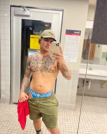 OnlyFans cuenta i_undddres avatar 1