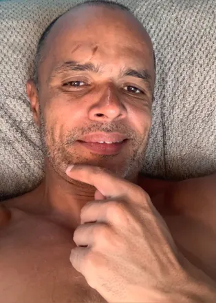 OnlyFans cuenta 45desires header 2