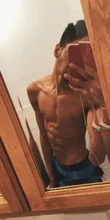 OnlyFans cuenta shhnoneya avatar 1