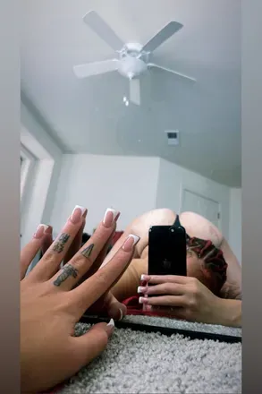 OnlyFans cuenta msmunyunn header 2