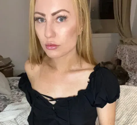 OnlyFans cuenta melindagoldx avatar 1