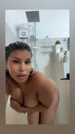 OnlyFans cuenta thegoddesher header 2
