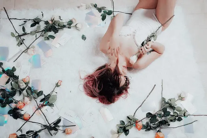 OnlyFans cuenta ariel_peake header 2