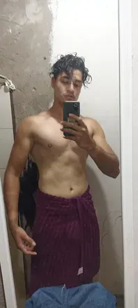 OnlyFans cuenta lar_intense header 2