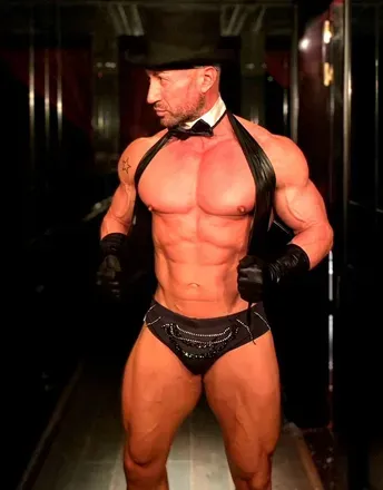 OnlyFans account  ibizaeroticmassage avatar 1