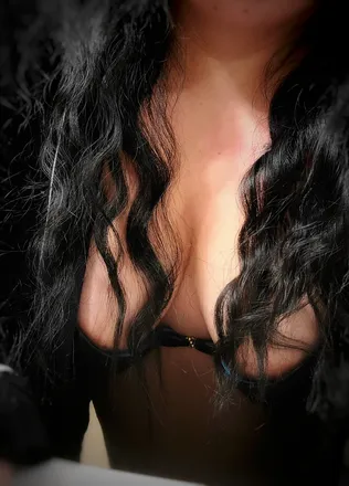 OnlyFans cuenta divaluscious header 2
