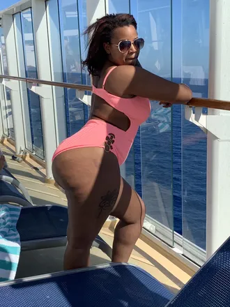 OnlyFans cuenta bhaddiewitphatty2 header 2
