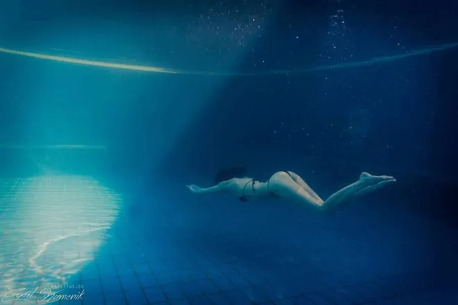 OnlyFans cuenta freedivingonly header 2
