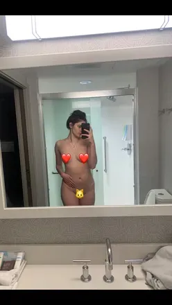 OnlyFans cuenta bestpeachyduo2 avatar 1