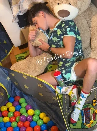 OnlyFans cuenta toddlerboyy avatar 1