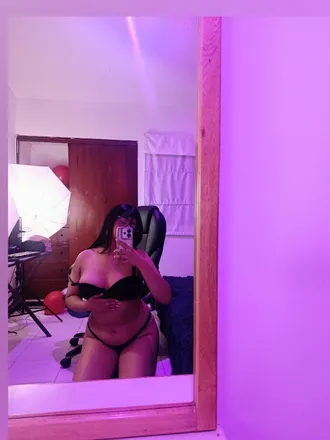 OnlyFans cuenta wanderlust_686 header 2
