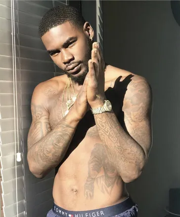 OnlyFans cuenta sosamc header 2