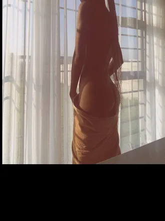 OnlyFans cuenta the_blaqmirah header 2