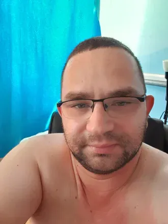 OnlyFans cuenta petike1984 avatar 1