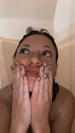 OnlyFans account  showerrobot avatar 1