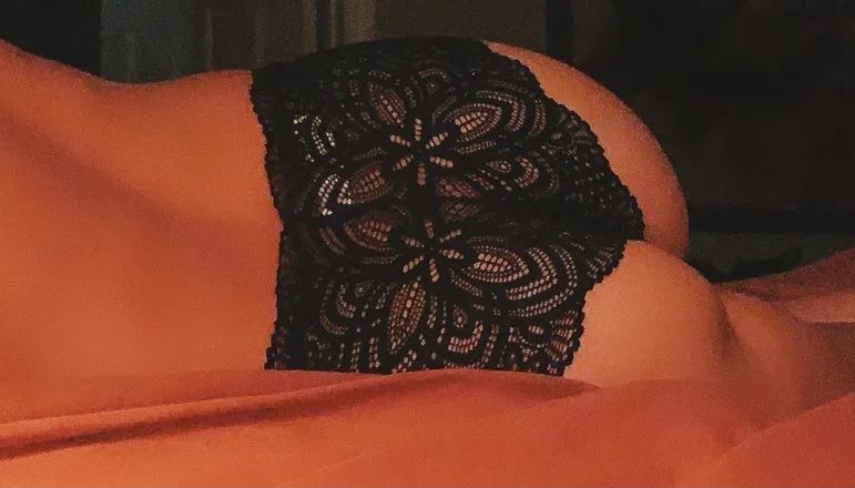 OnlyFans cuenta rowanh header 2