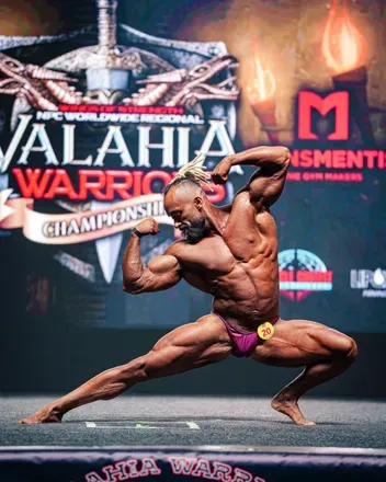OnlyFans cuenta alexmusclegod header 2