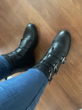 OnlyFans cuenta mistress_elainez header 2