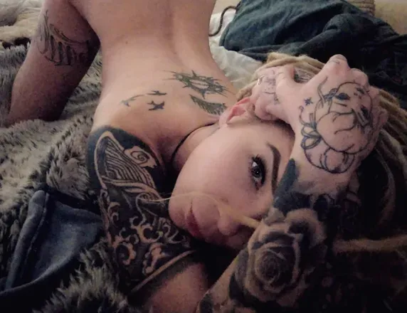 OnlyFans cuenta priv_with_kara_kane avatar 1