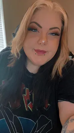 OnlyFans account  forevertroubled avatar 1
