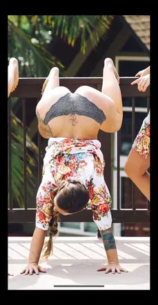 OnlyFans cuenta tracy24 header 2
