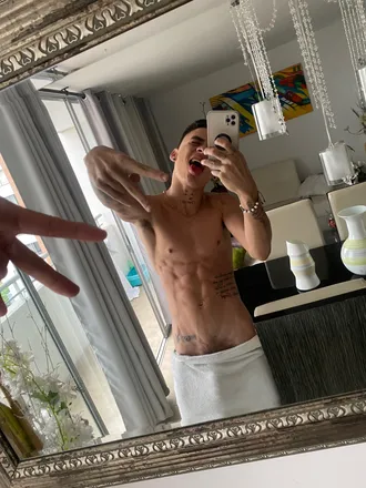 OnlyFans cuenta sr_follador header 2
