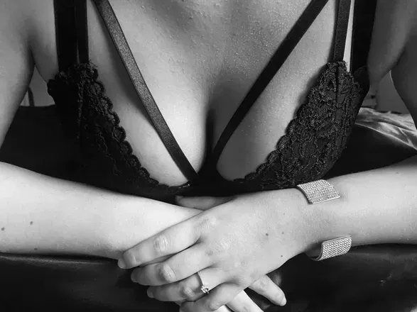 OnlyFans cuenta fanbabesxo header 2