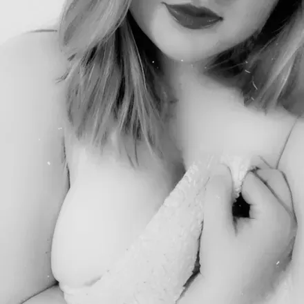OnlyFans account  gracesuttonjames avatar 1
