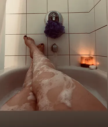 OnlyFans cuenta sexybelle23 header 2