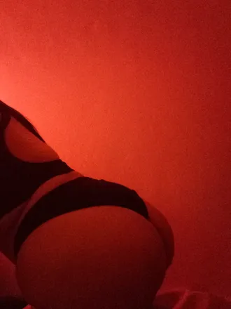 OnlyFans cuenta emperatriz96 header 2
