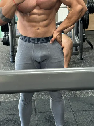 OnlyFans cuenta johnny1995 header 2