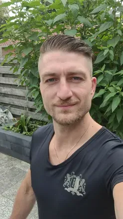 OnlyFans account  dare2maxx avatar 1