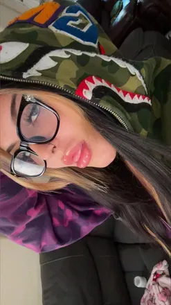 OnlyFans account  lexloooo avatar 1
