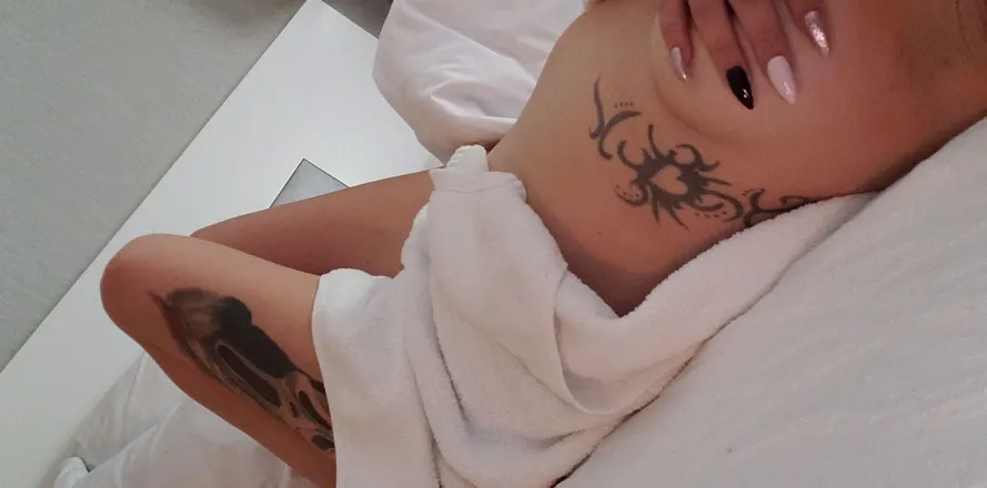 OnlyFans account  kawjazzii_vip header 2