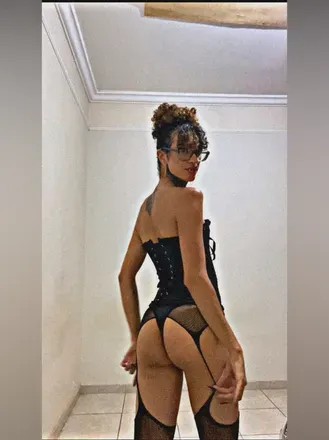 OnlyFans cuenta maneater_isis avatar 1