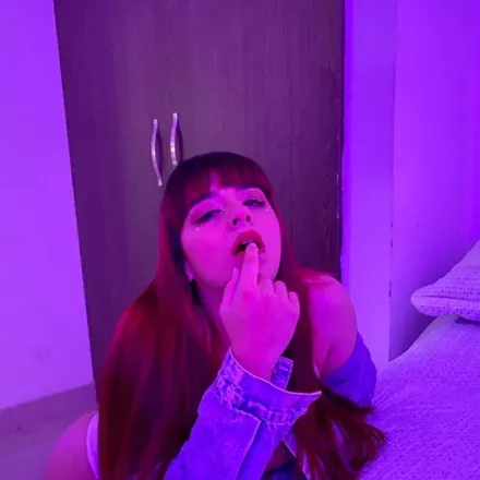OnlyFans cuenta izzypalmer header 2