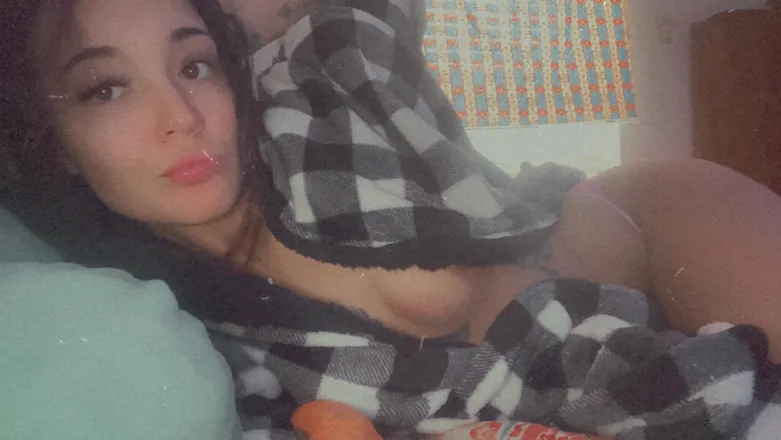 OnlyFans cuenta breezymichelle24 header 2