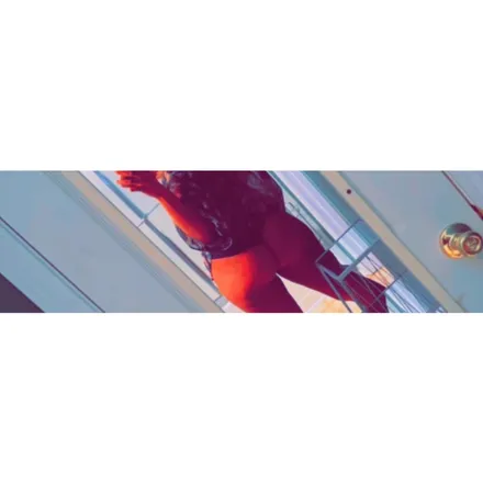 OnlyFans cuenta officialparismonroe header 2