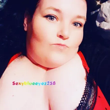 OnlyFans cuenta sexyblueeyez2582021 header 2