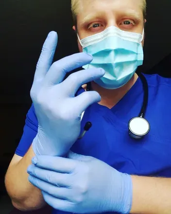 OnlyFans cuenta glovely_scrubs avatar 1