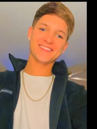OnlyFans cuenta u197053586 header 2