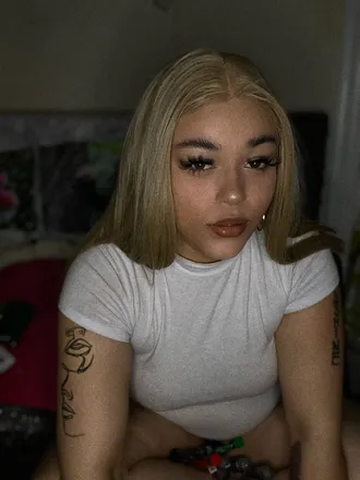 OnlyFans cuenta lylanicartier header 2