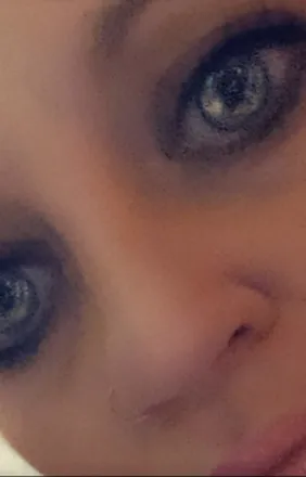 OnlyFans cuenta kyhotmom header 2
