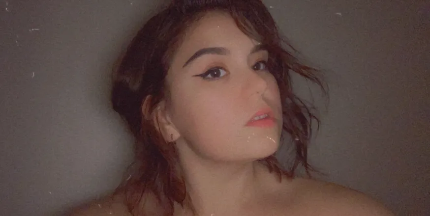 OnlyFans cuenta charlotte-xx header 2