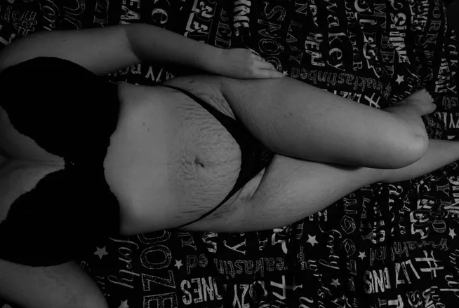 OnlyFans cuenta crystal_rose_quartz header 2