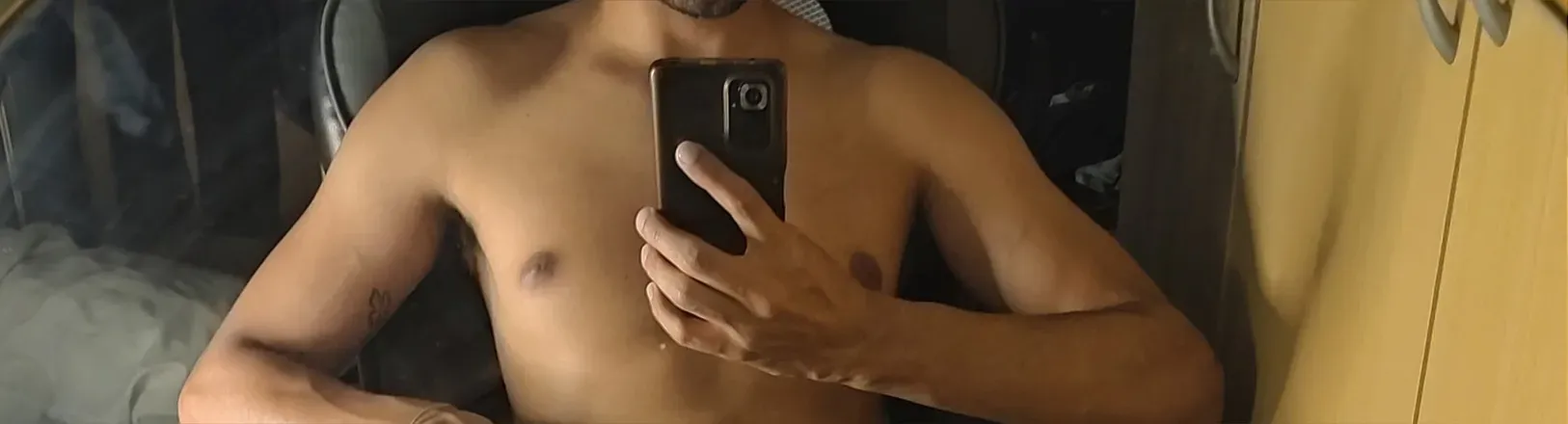 OnlyFans cuenta filipinhovii header 2